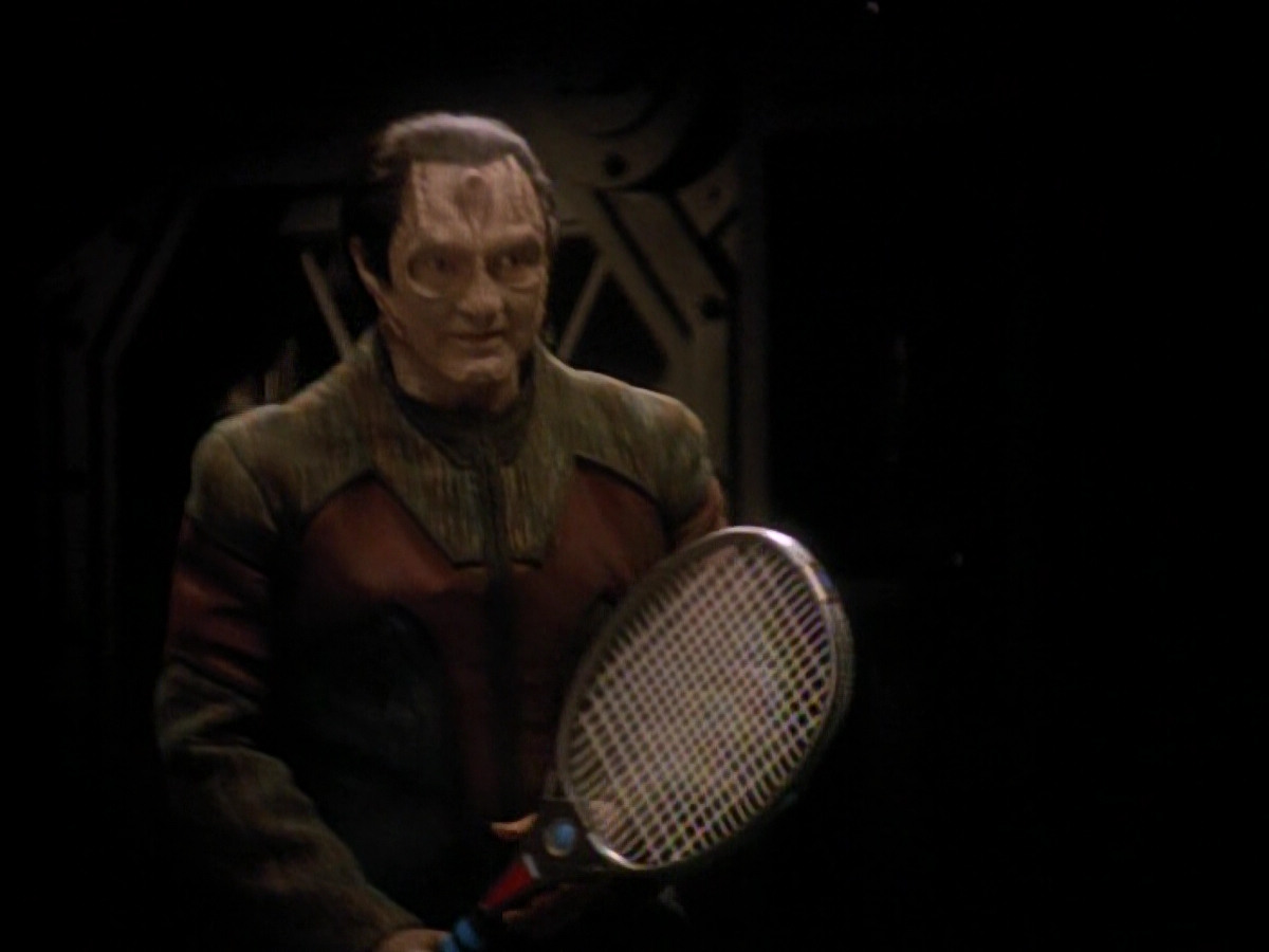 extant_StarTrek_DS9_3x18-DistantVoices_02005.jpg
