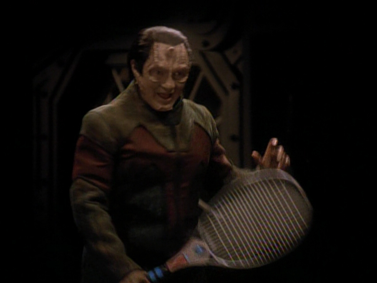extant_StarTrek_DS9_3x18-DistantVoices_02015.jpg
