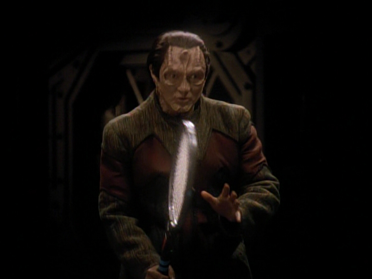 extant_StarTrek_DS9_3x18-DistantVoices_02016.jpg
