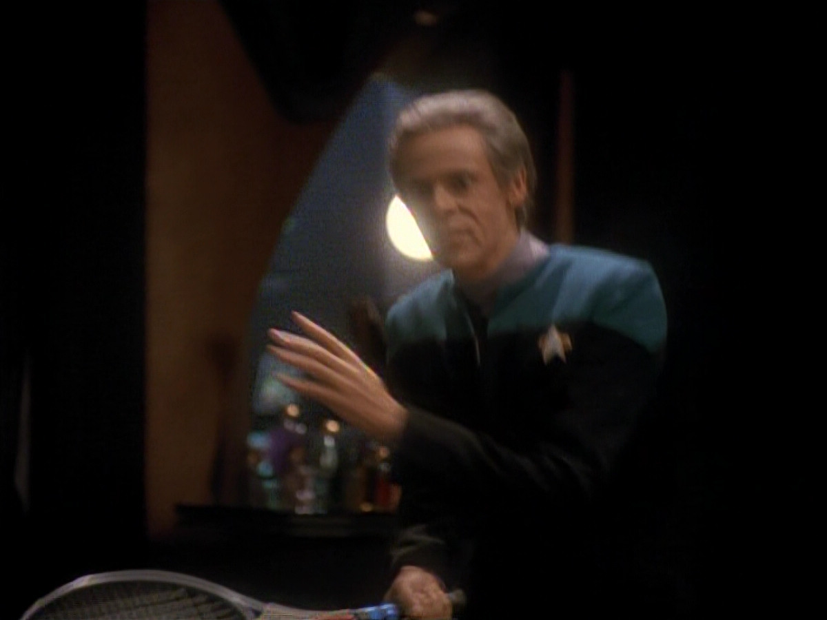 extant_StarTrek_DS9_3x18-DistantVoices_02022.jpg