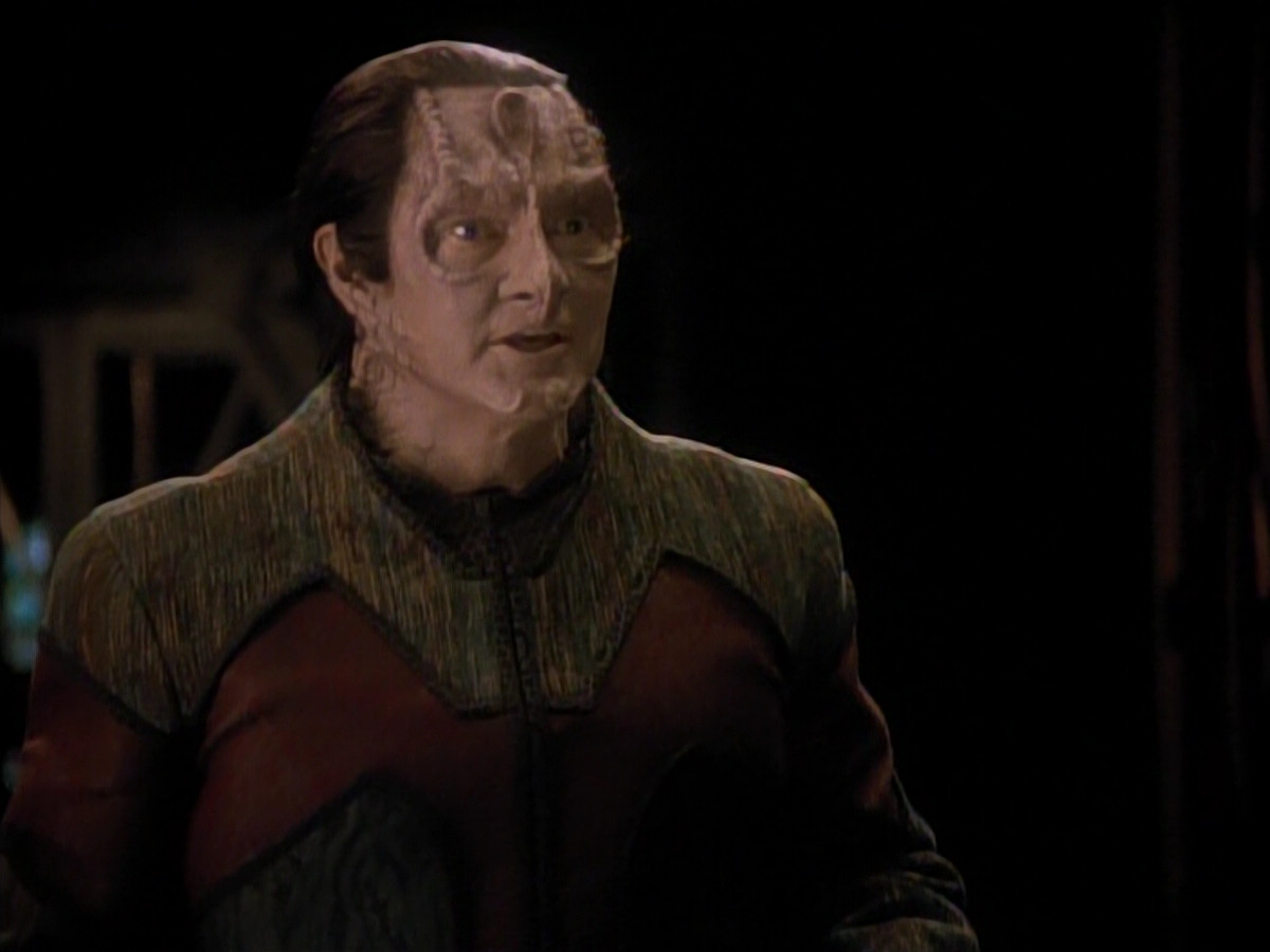 extant_StarTrek_DS9_3x18-DistantVoices_02054.jpg