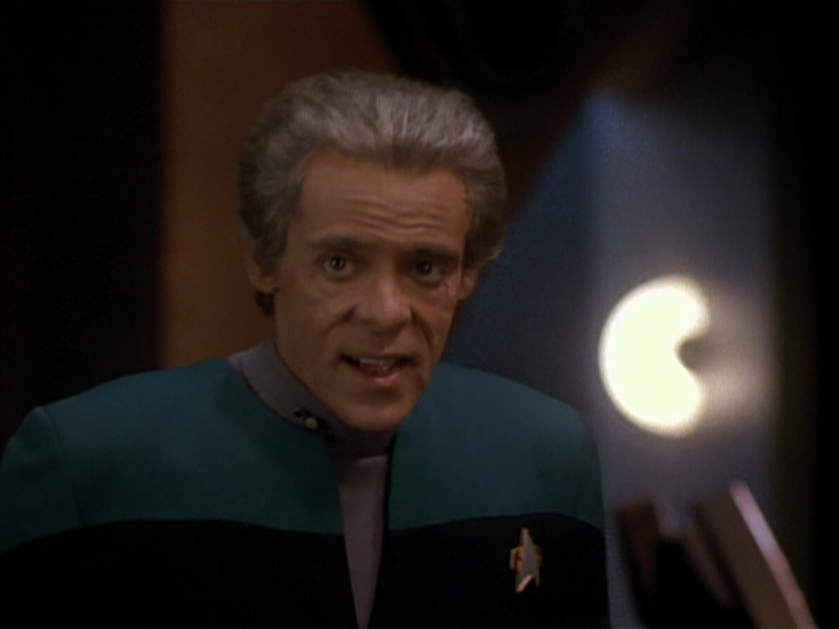 extant_StarTrek_DS9_3x18-DistantVoices_02073.jpg