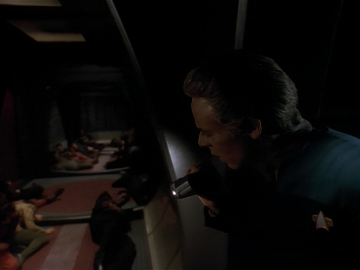 extant_StarTrek_DS9_3x18-DistantVoices_02089.jpg