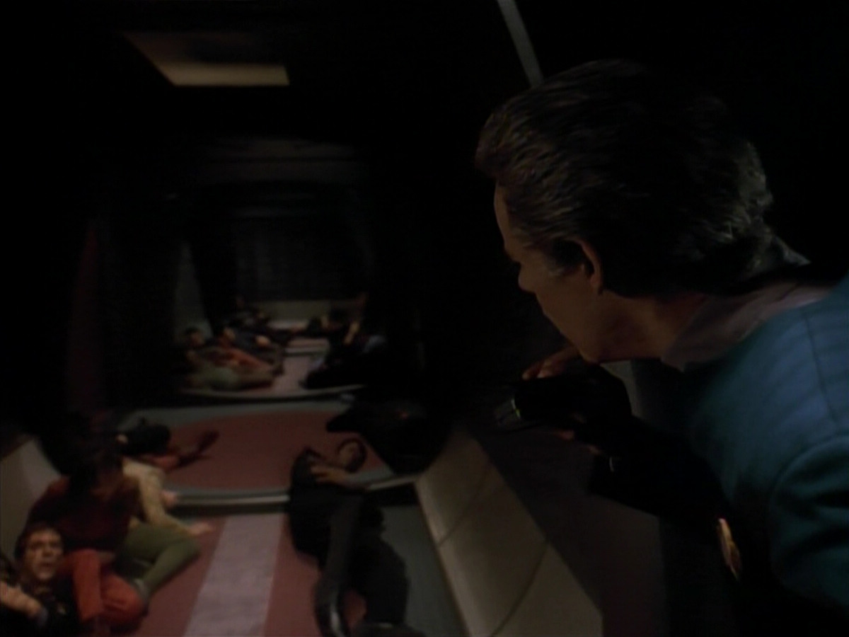 extant_StarTrek_DS9_3x18-DistantVoices_02091.jpg