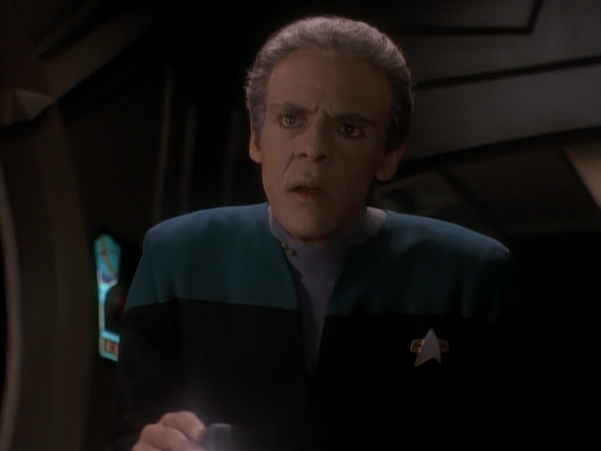 extant_StarTrek_DS9_3x18-DistantVoices_02116.jpg