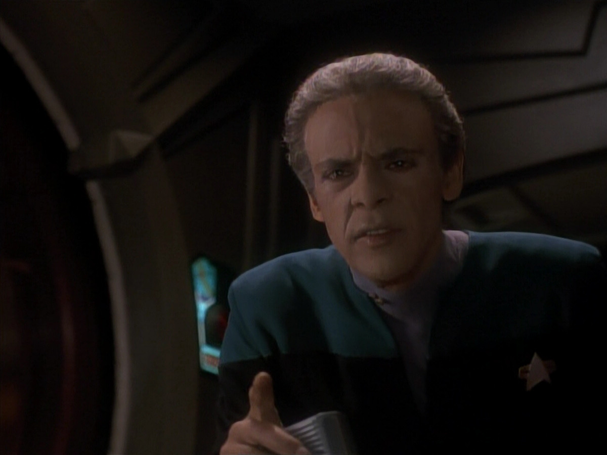 extant_StarTrek_DS9_3x18-DistantVoices_02126.jpg