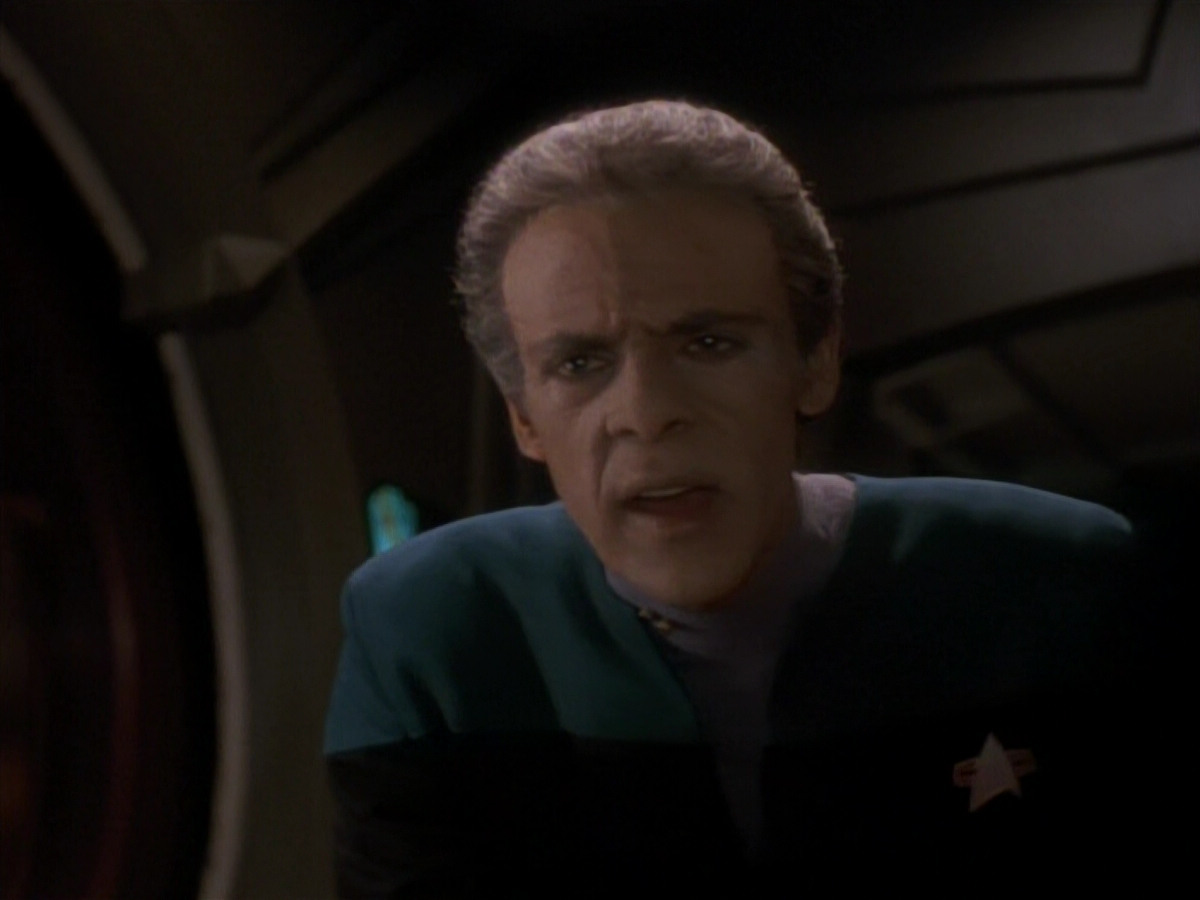 extant_StarTrek_DS9_3x18-DistantVoices_02127.jpg