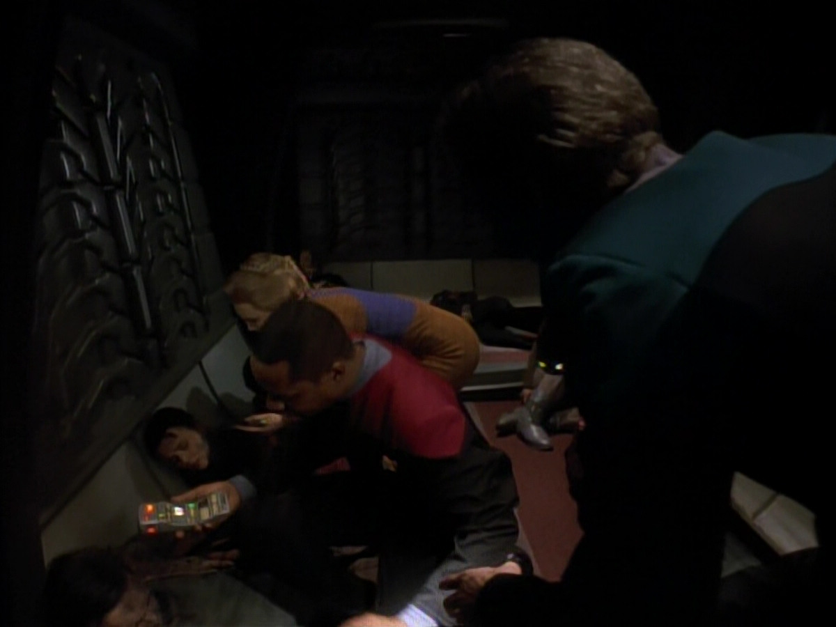 extant_StarTrek_DS9_3x18-DistantVoices_02131.jpg