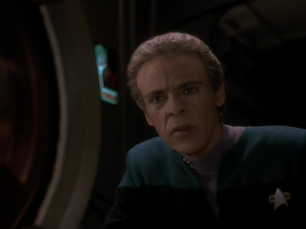 extant_StarTrek_DS9_3x18-DistantVoices_02136.jpg