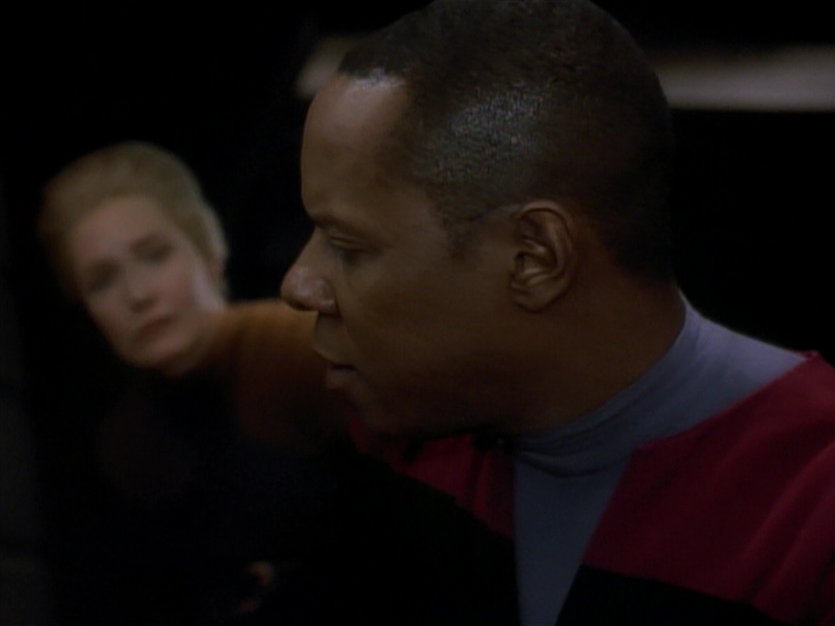 extant_StarTrek_DS9_3x18-DistantVoices_02175.jpg