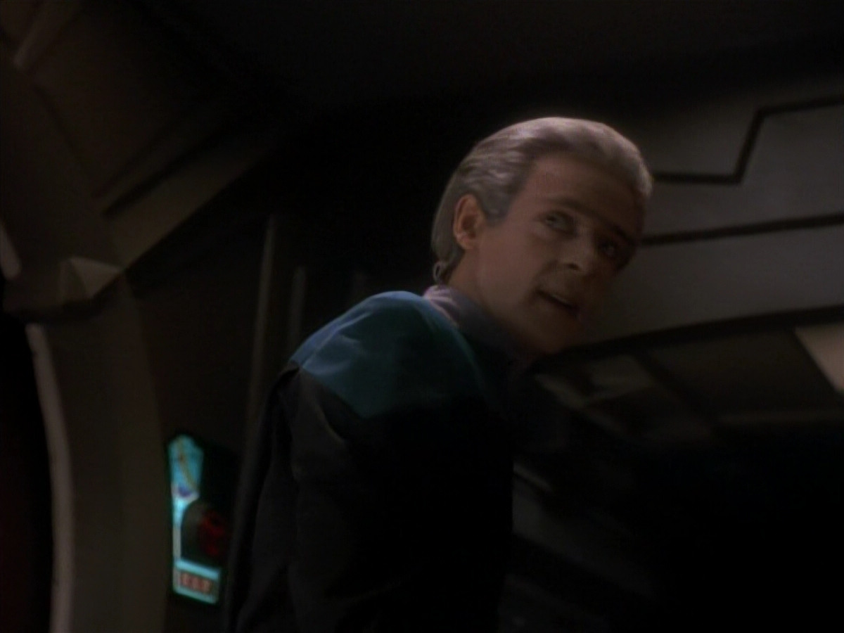 extant_StarTrek_DS9_3x18-DistantVoices_02180.jpg