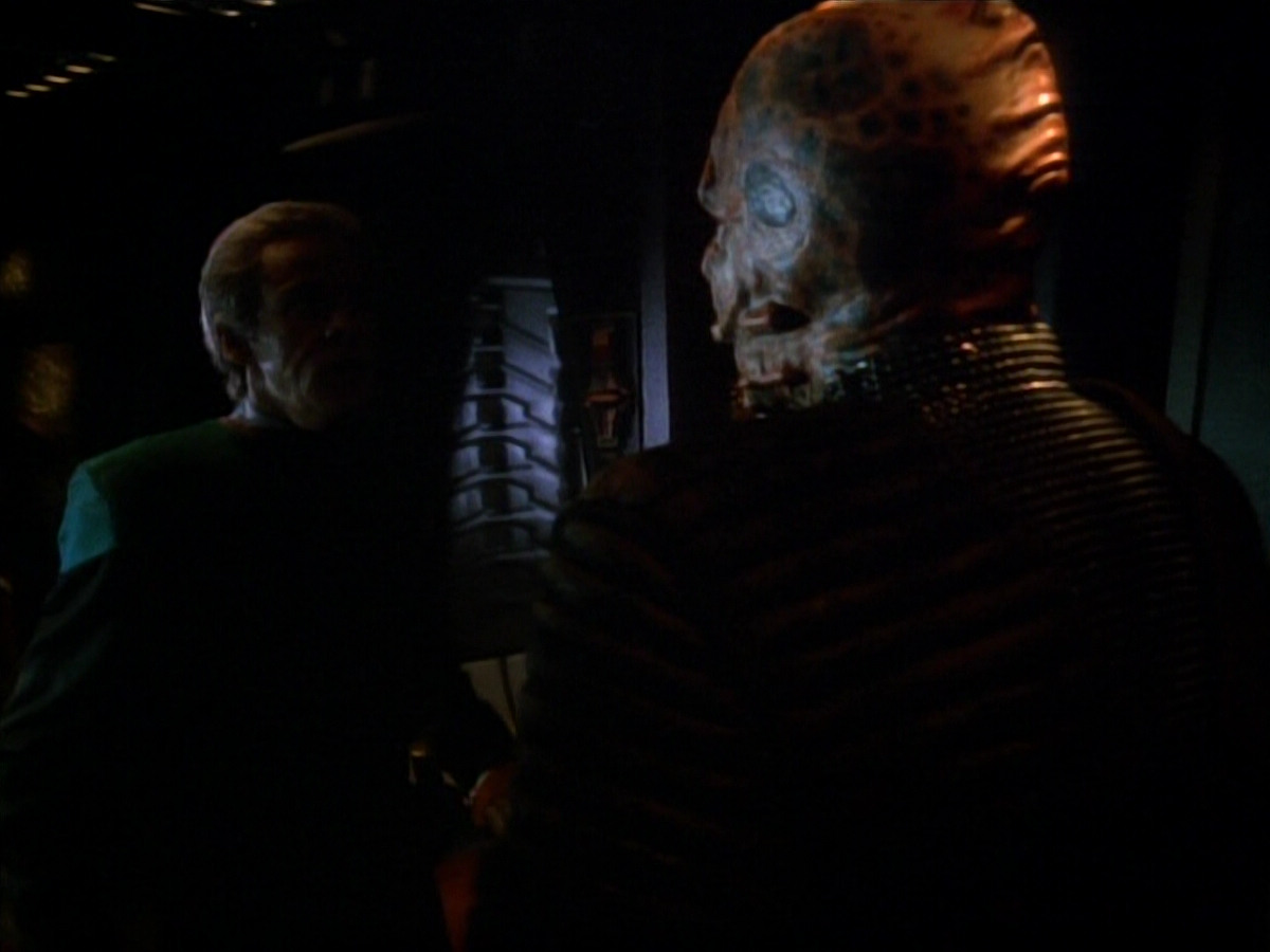 extant_StarTrek_DS9_3x18-DistantVoices_02216.jpg
