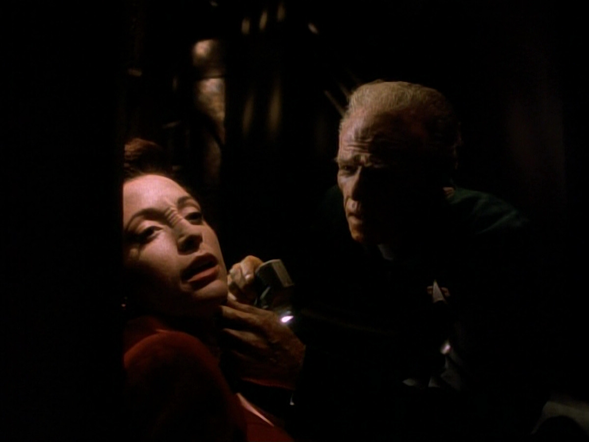 extant_StarTrek_DS9_3x18-DistantVoices_02286.jpg