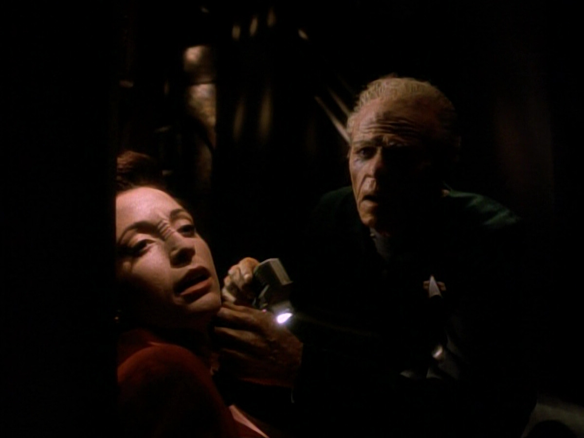 extant_StarTrek_DS9_3x18-DistantVoices_02289.jpg