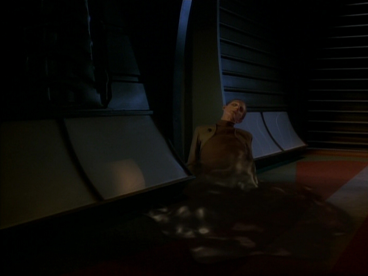 extant_StarTrek_DS9_3x18-DistantVoices_02291.jpg