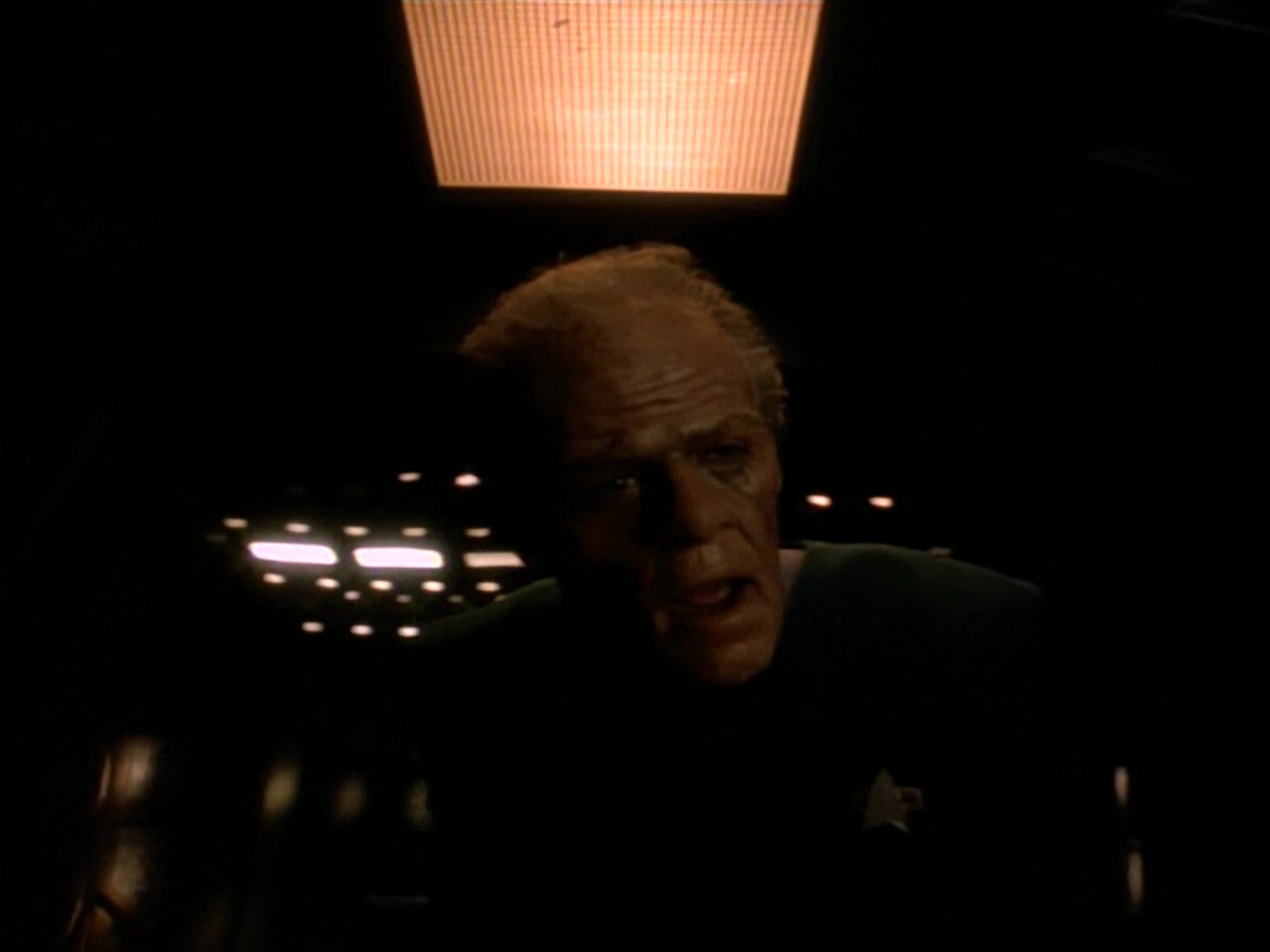 extant_StarTrek_DS9_3x18-DistantVoices_02307.jpg