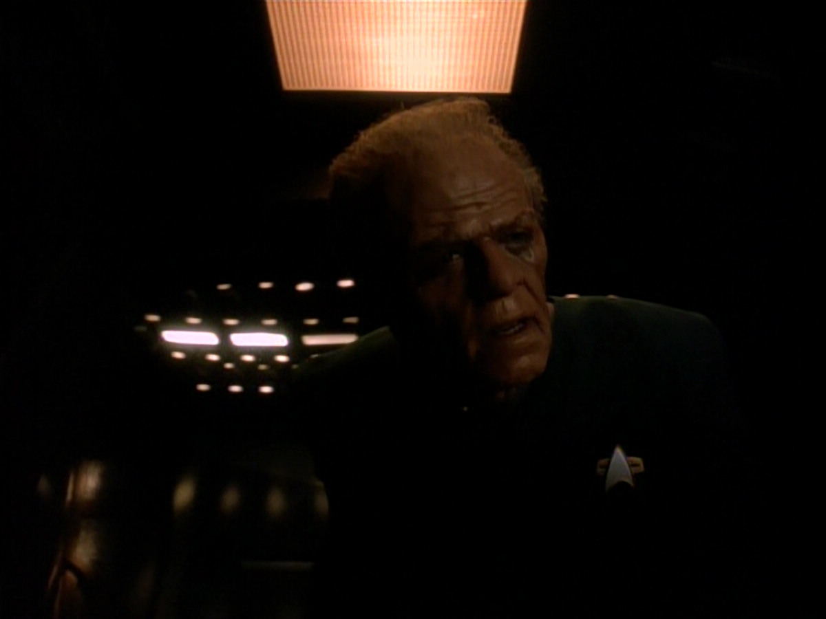 extant_StarTrek_DS9_3x18-DistantVoices_02308.jpg
