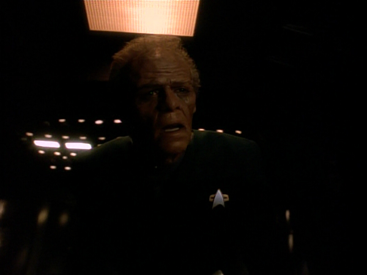 extant_StarTrek_DS9_3x18-DistantVoices_02315.jpg
