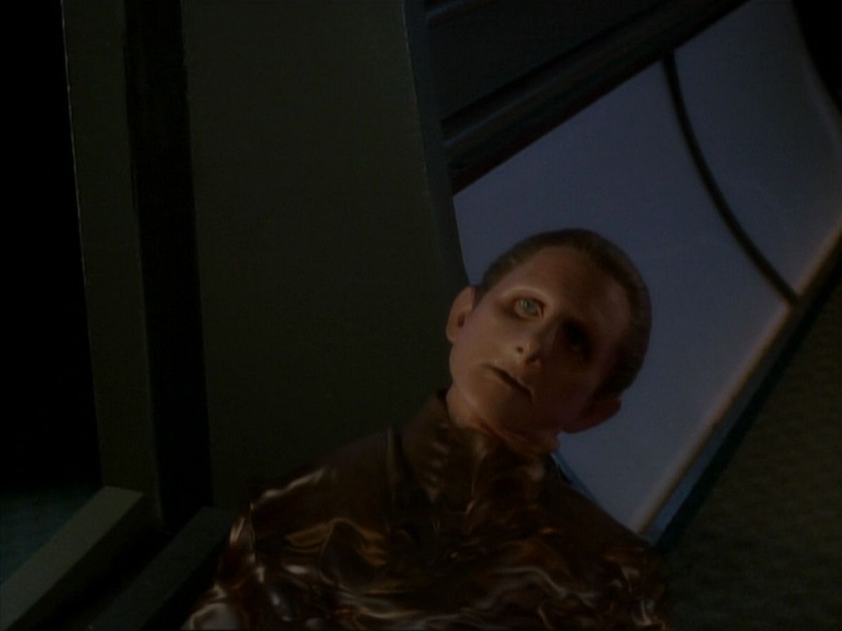 extant_StarTrek_DS9_3x18-DistantVoices_02338.jpg