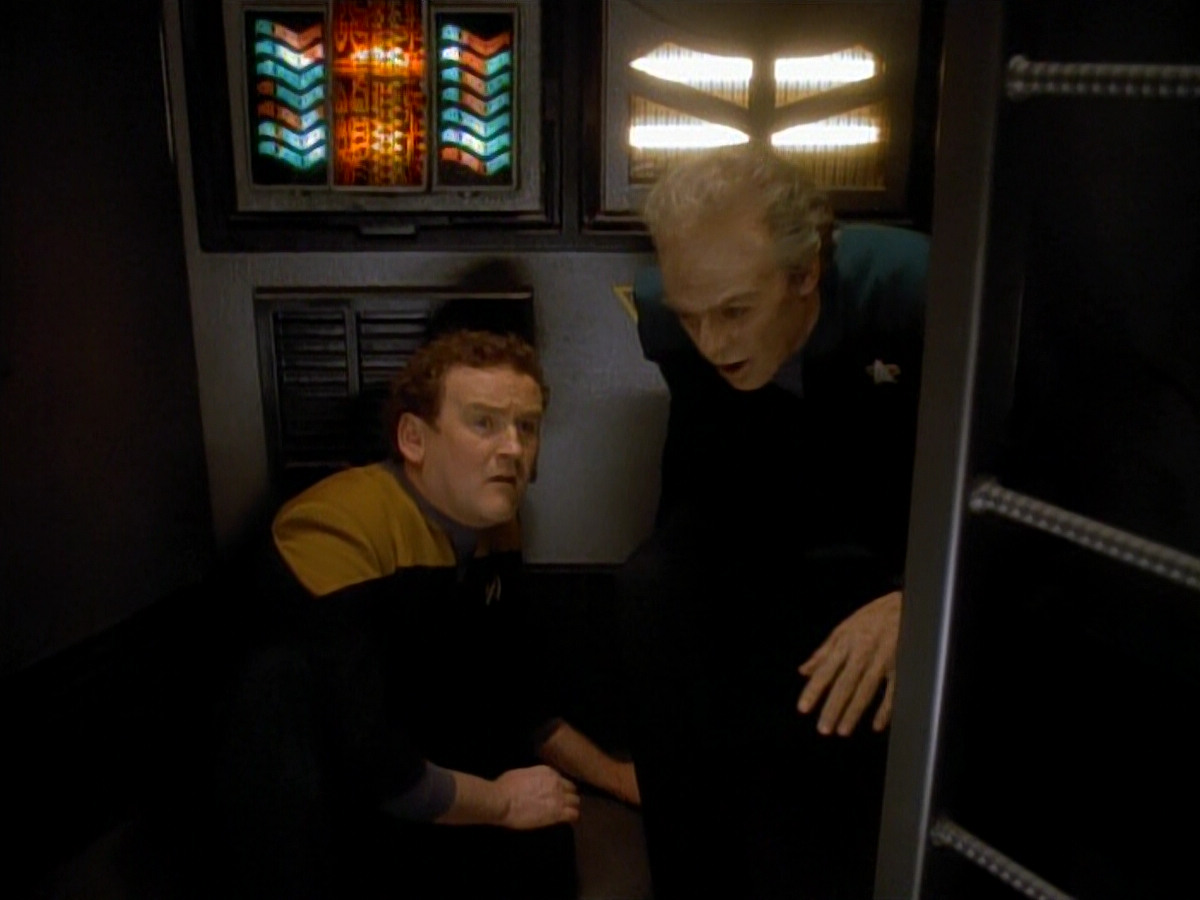 extant_StarTrek_DS9_3x18-DistantVoices_02384.jpg