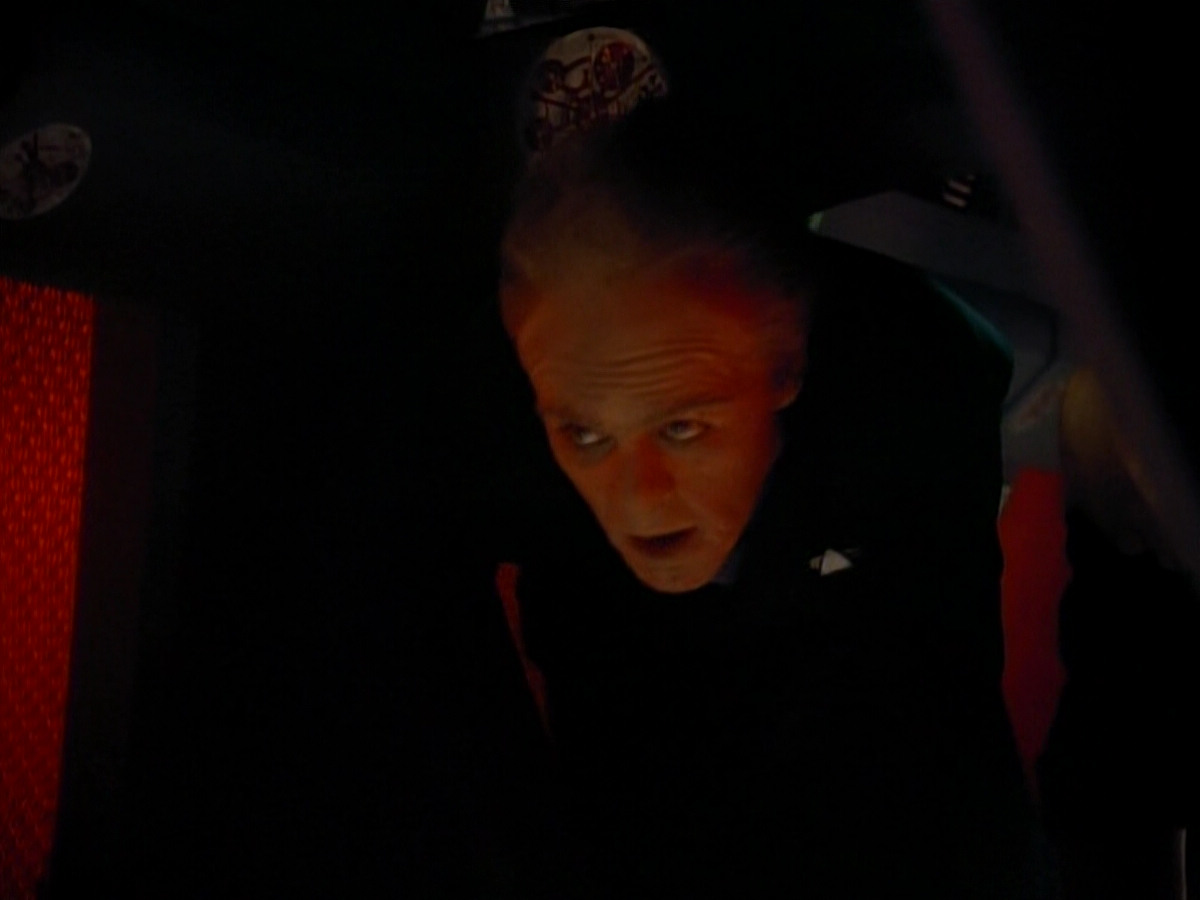 extant_StarTrek_DS9_3x18-DistantVoices_02439.jpg