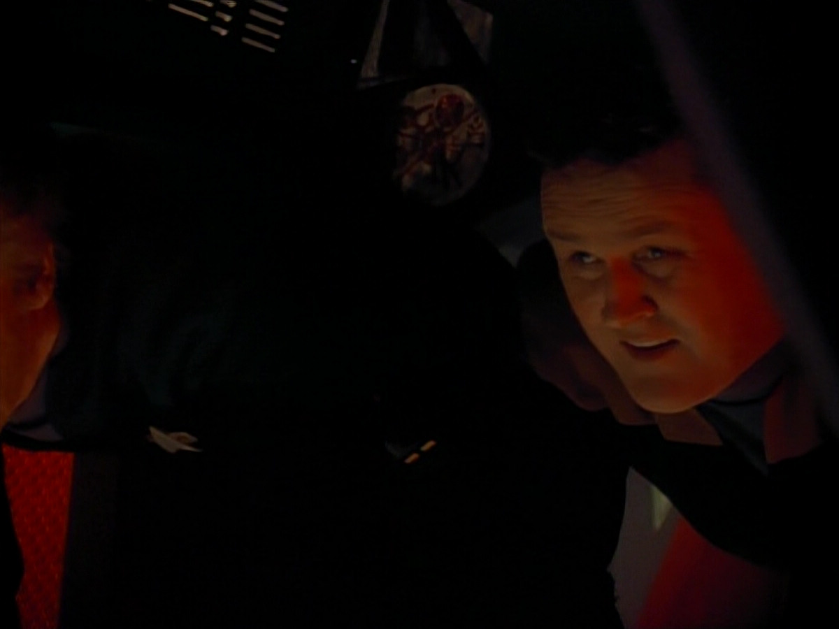 extant_StarTrek_DS9_3x18-DistantVoices_02444.jpg