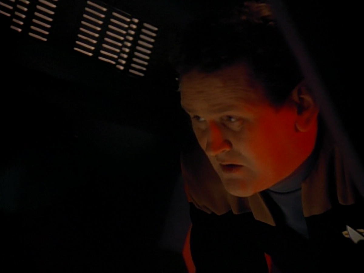 extant_StarTrek_DS9_3x18-DistantVoices_02447.jpg