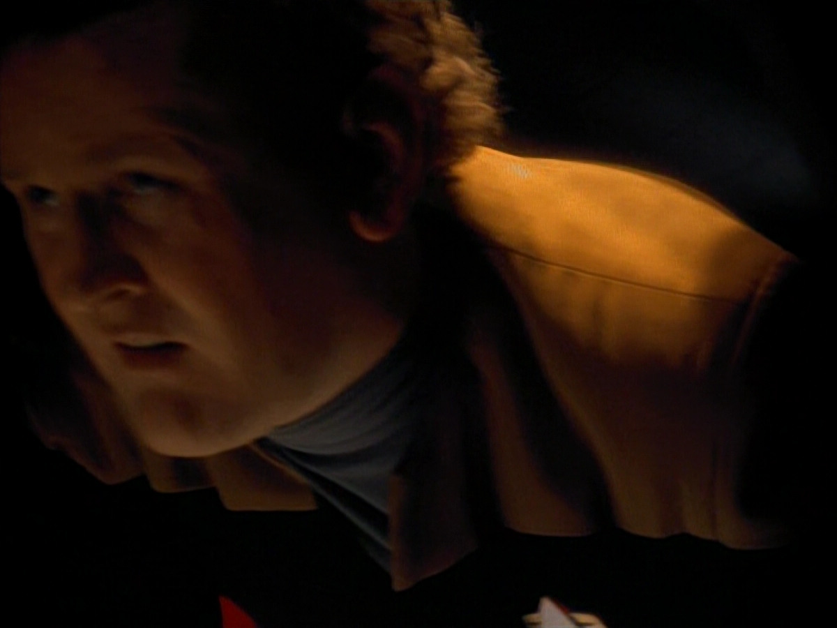 extant_StarTrek_DS9_3x18-DistantVoices_02450.jpg