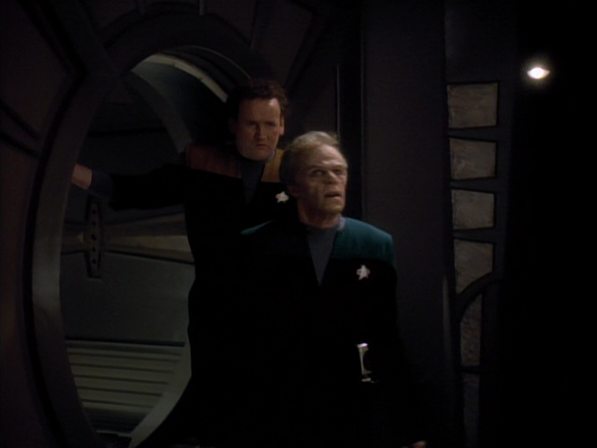 extant_StarTrek_DS9_3x18-DistantVoices_02479.jpg