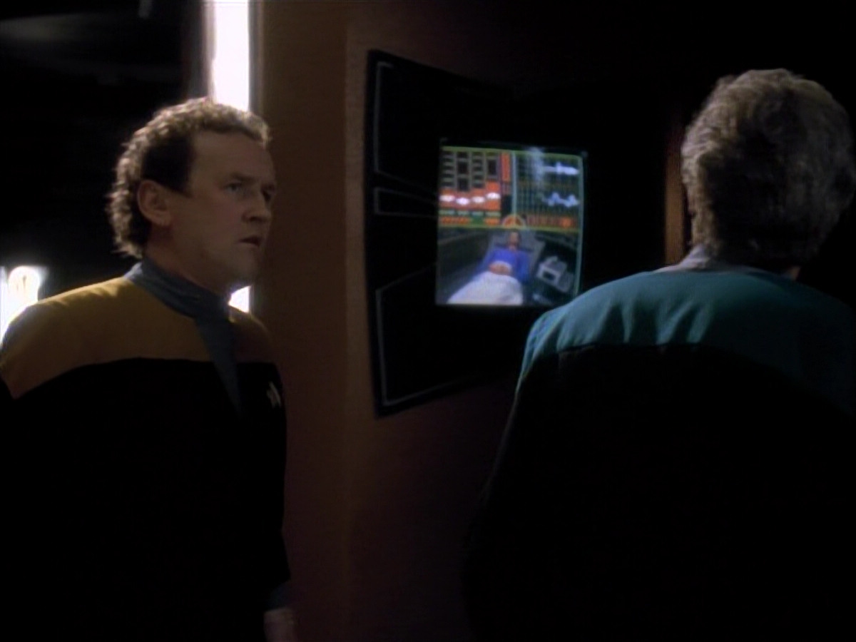 extant_StarTrek_DS9_3x18-DistantVoices_02488.jpg
