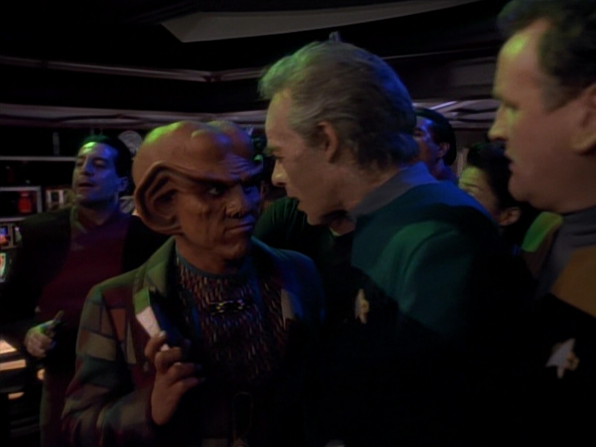 extant_StarTrek_DS9_3x18-DistantVoices_02539.jpg