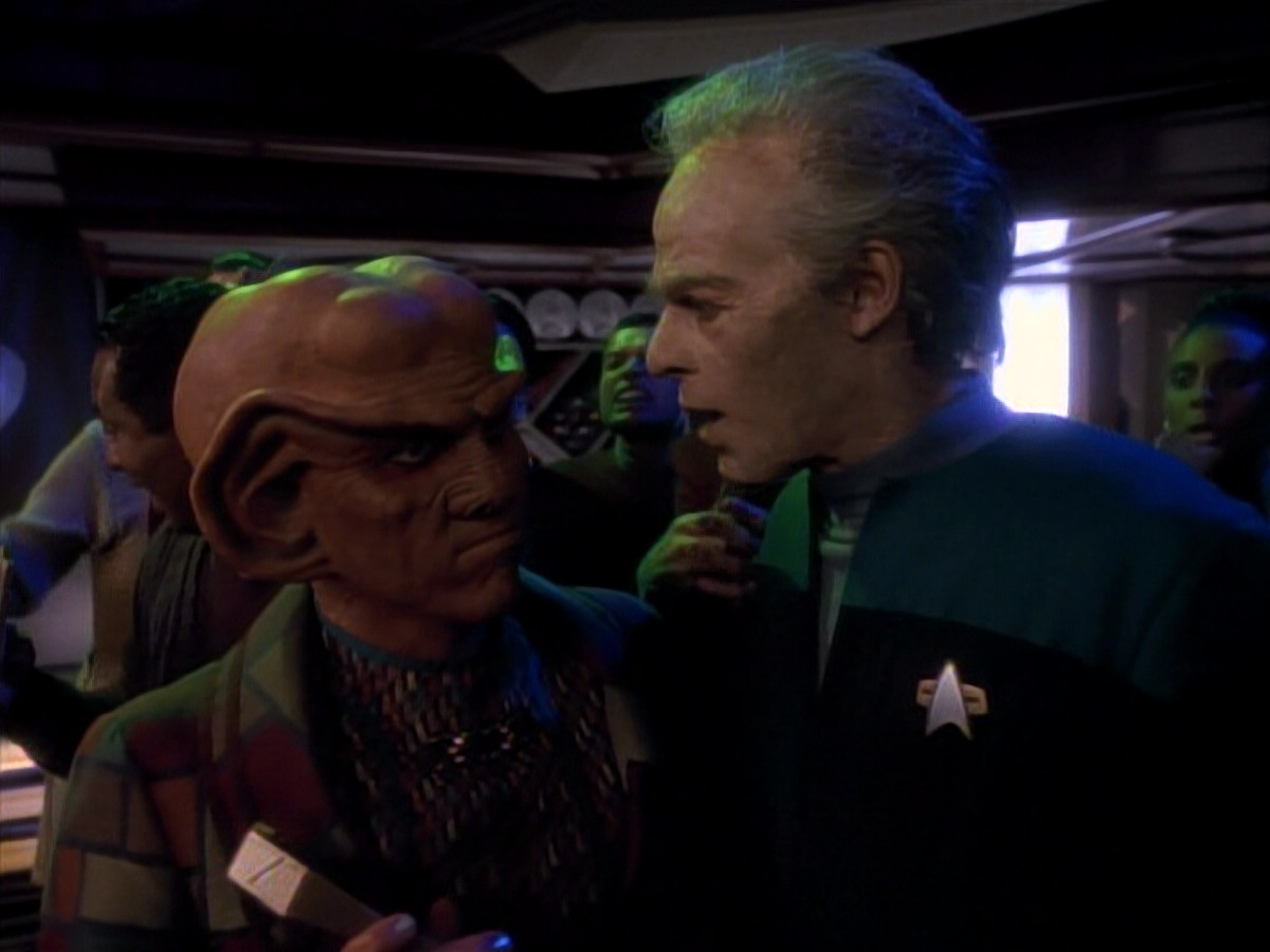 extant_StarTrek_DS9_3x18-DistantVoices_02542.jpg