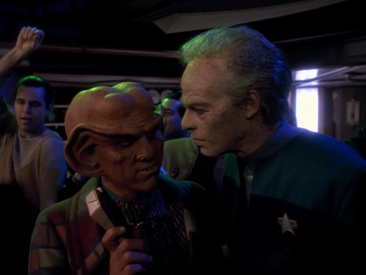 extant_StarTrek_DS9_3x18-DistantVoices_02582.jpg