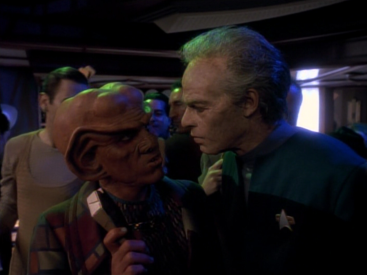 extant_StarTrek_DS9_3x18-DistantVoices_02584.jpg