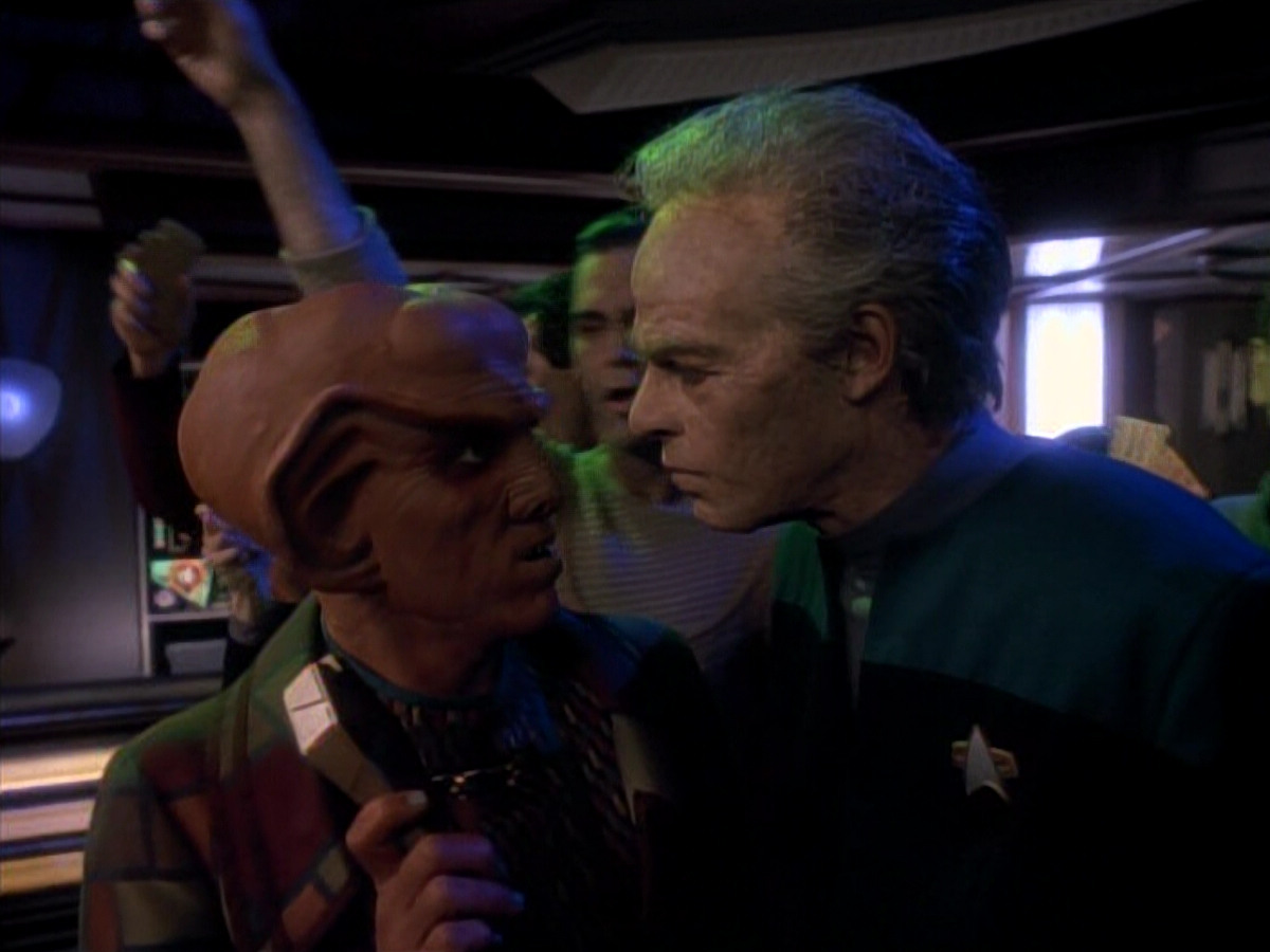 extant_StarTrek_DS9_3x18-DistantVoices_02586.jpg