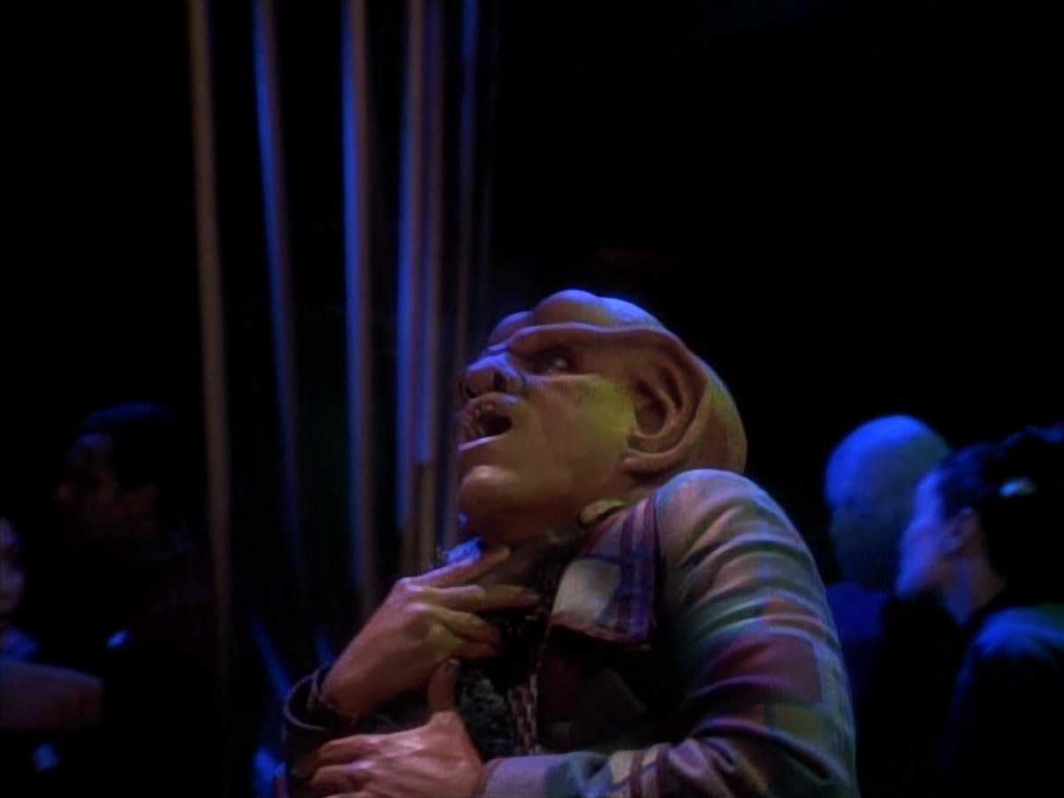 extant_StarTrek_DS9_3x18-DistantVoices_02612.jpg