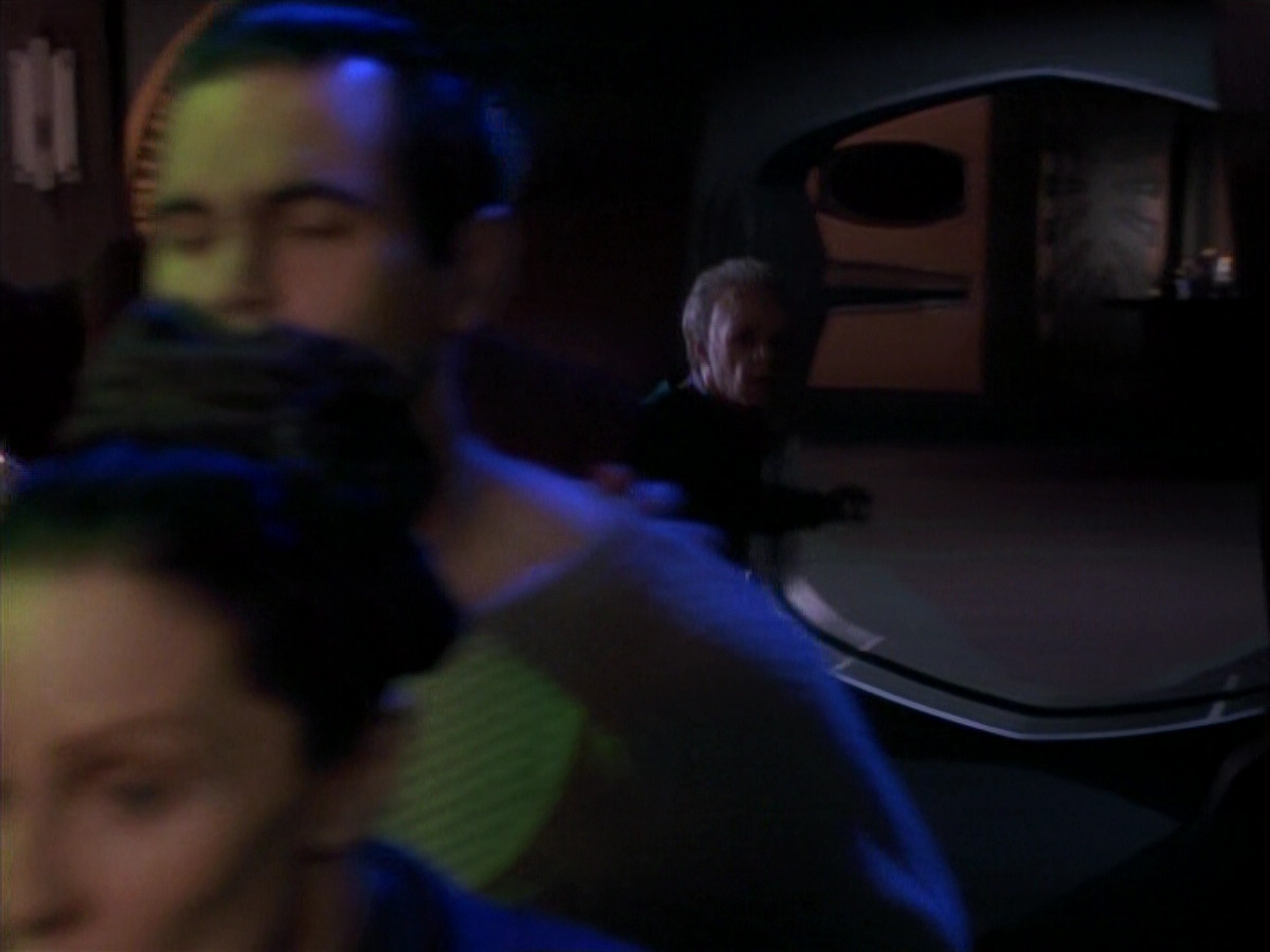 extant_StarTrek_DS9_3x18-DistantVoices_02623.jpg