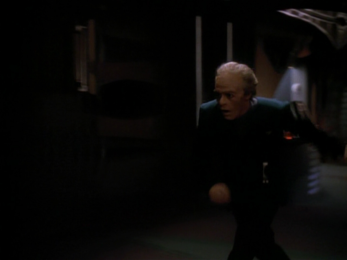 extant_StarTrek_DS9_3x18-DistantVoices_02630.jpg