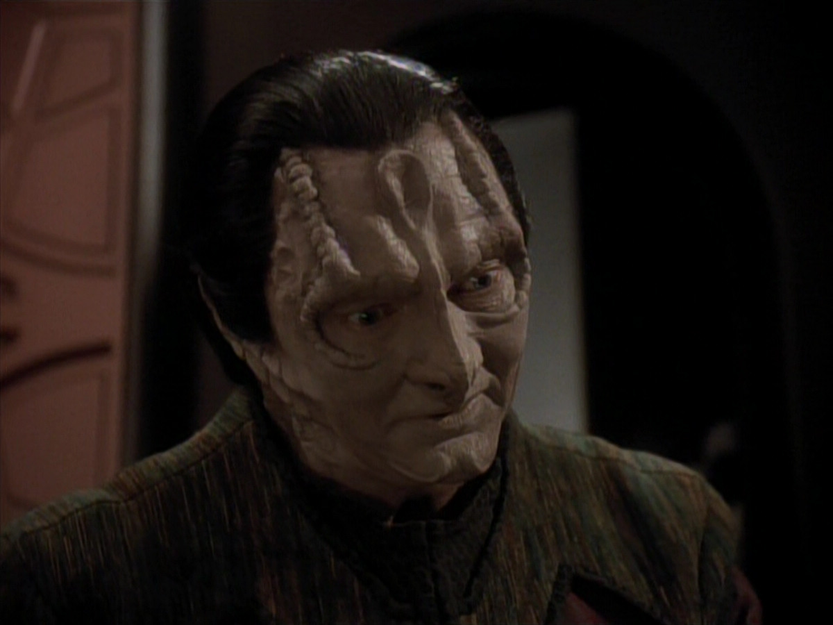 extant_StarTrek_DS9_3x18-DistantVoices_02685.jpg