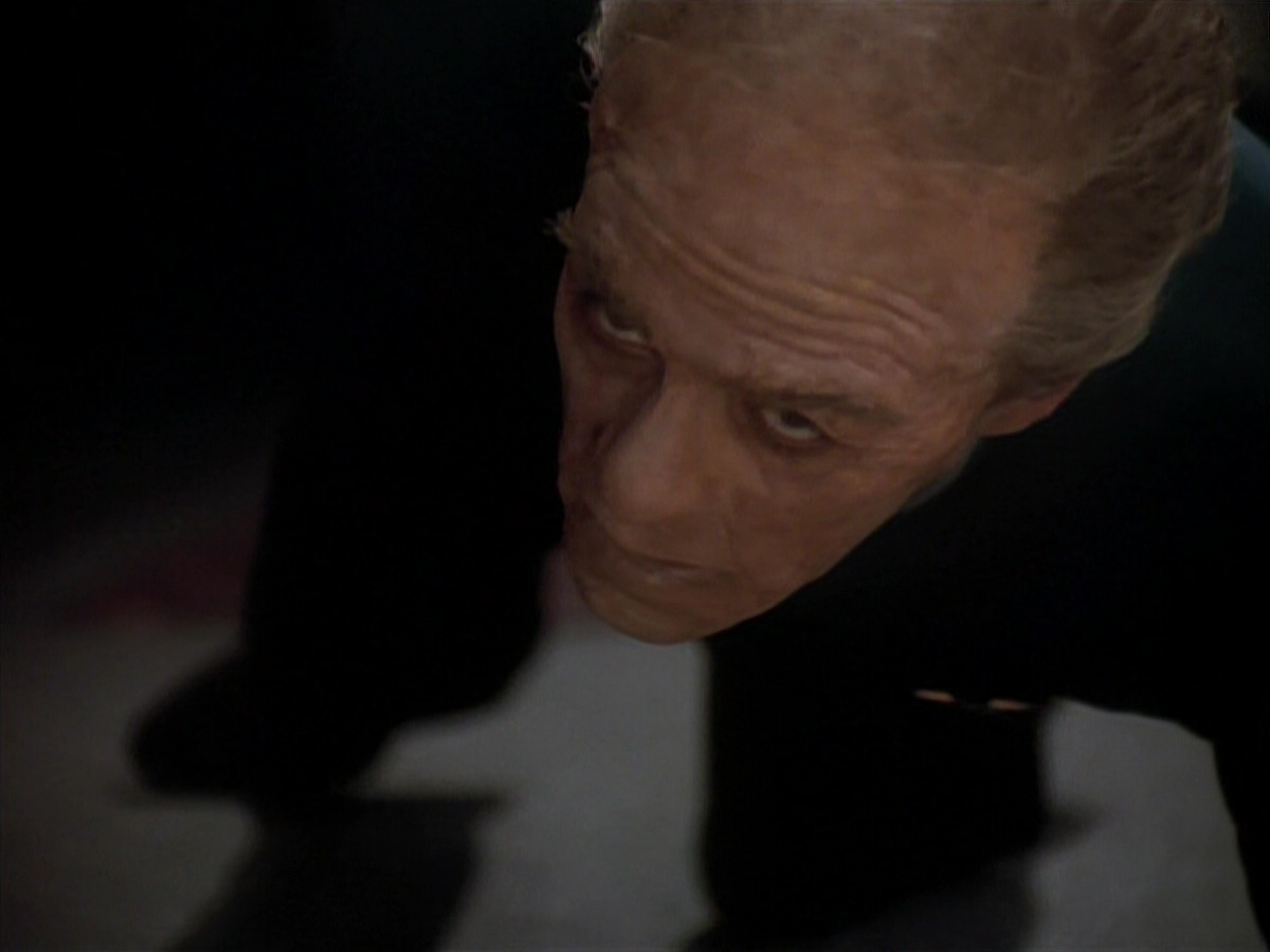 extant_StarTrek_DS9_3x18-DistantVoices_02695.jpg