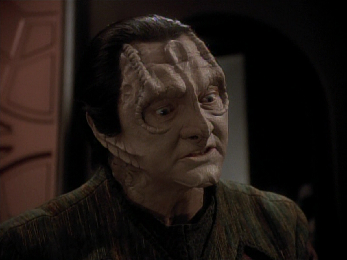extant_StarTrek_DS9_3x18-DistantVoices_02702.jpg