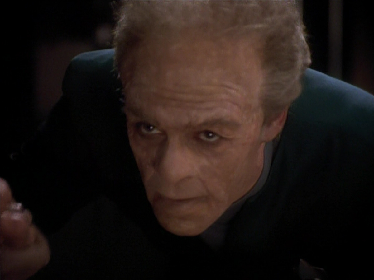 extant_StarTrek_DS9_3x18-DistantVoices_02705.jpg