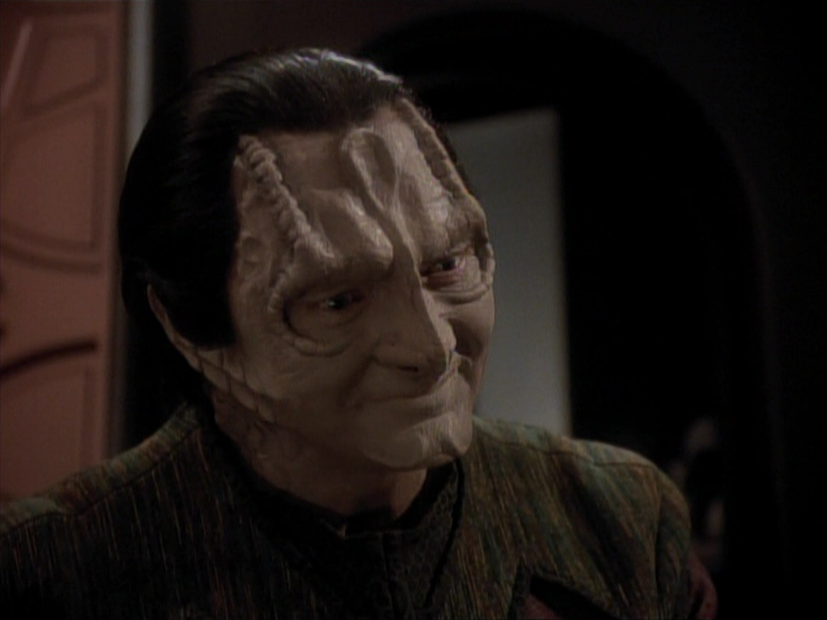 extant_StarTrek_DS9_3x18-DistantVoices_02714.jpg