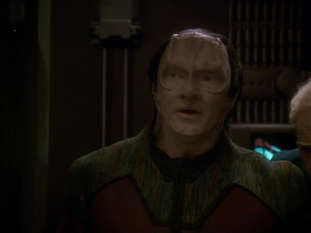 extant_StarTrek_DS9_3x18-DistantVoices_02756.jpg
