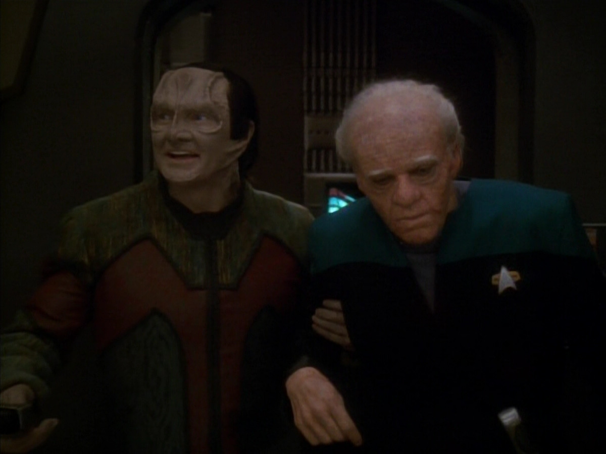 extant_StarTrek_DS9_3x18-DistantVoices_02770.jpg
