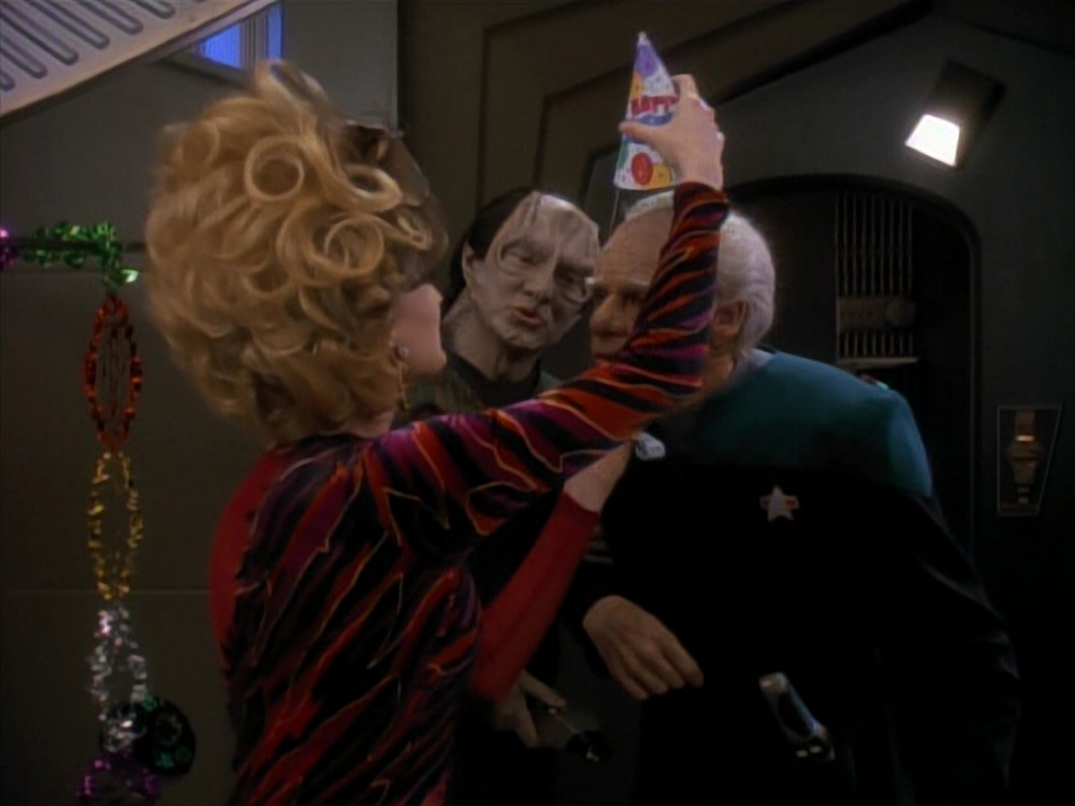 extant_StarTrek_DS9_3x18-DistantVoices_02810.jpg