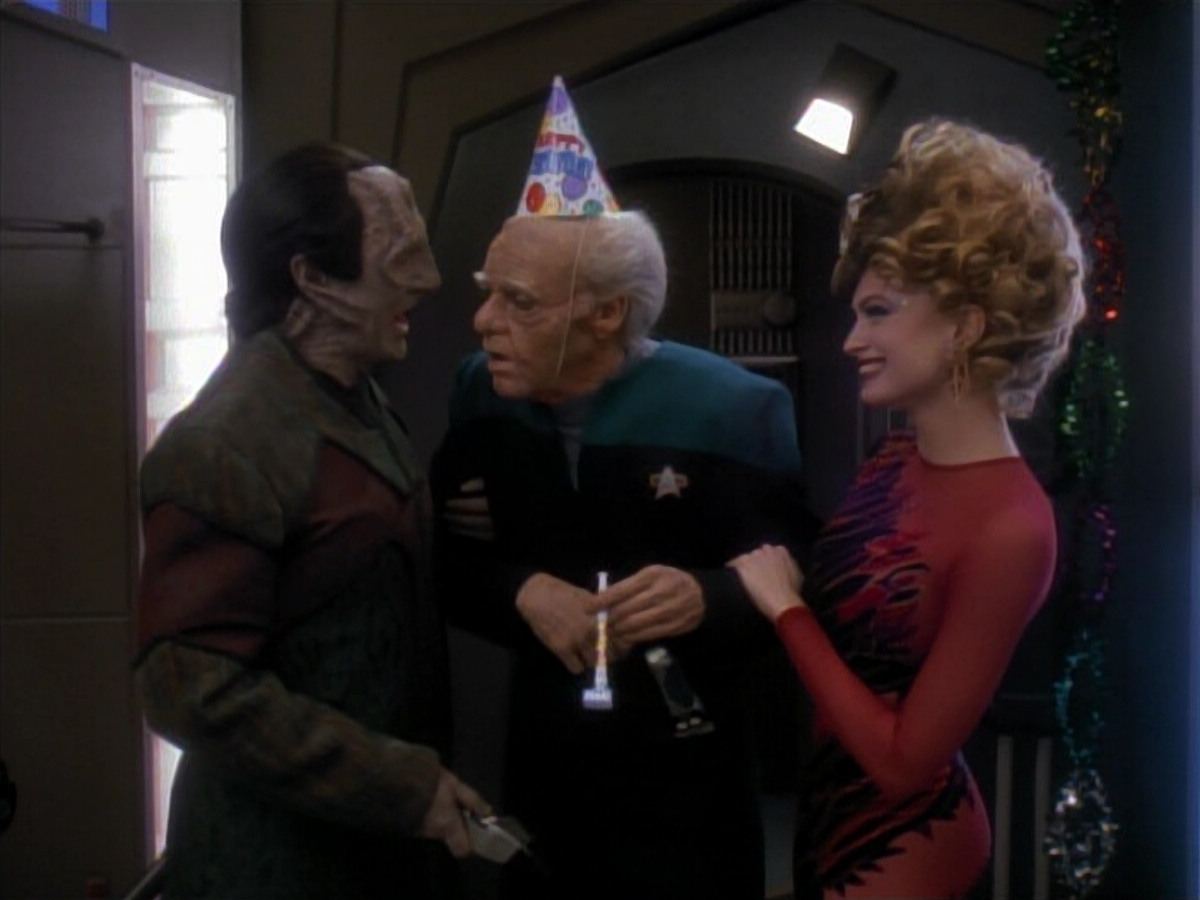 extant_StarTrek_DS9_3x18-DistantVoices_02834.jpg
