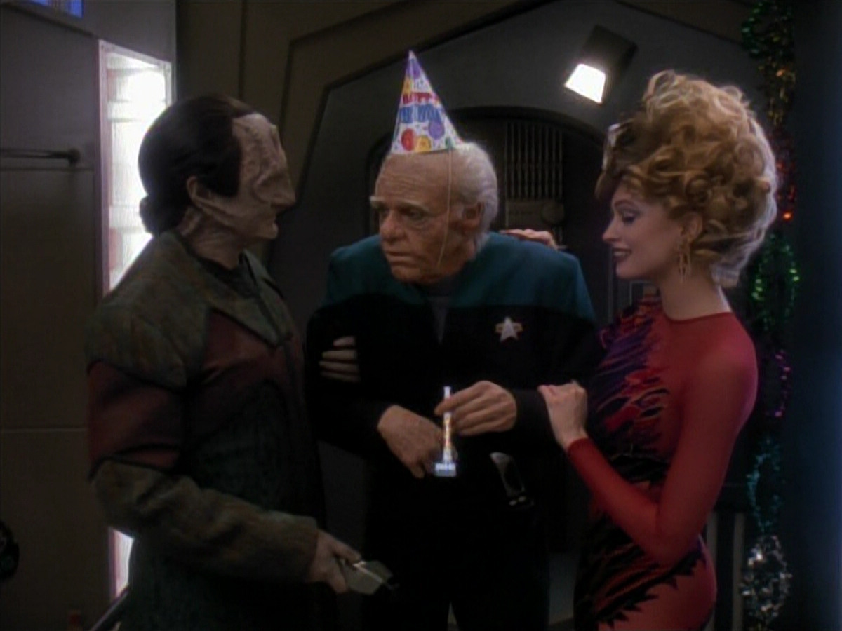 extant_StarTrek_DS9_3x18-DistantVoices_02840.jpg