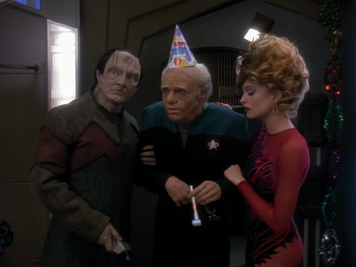 extant_StarTrek_DS9_3x18-DistantVoices_02859.jpg