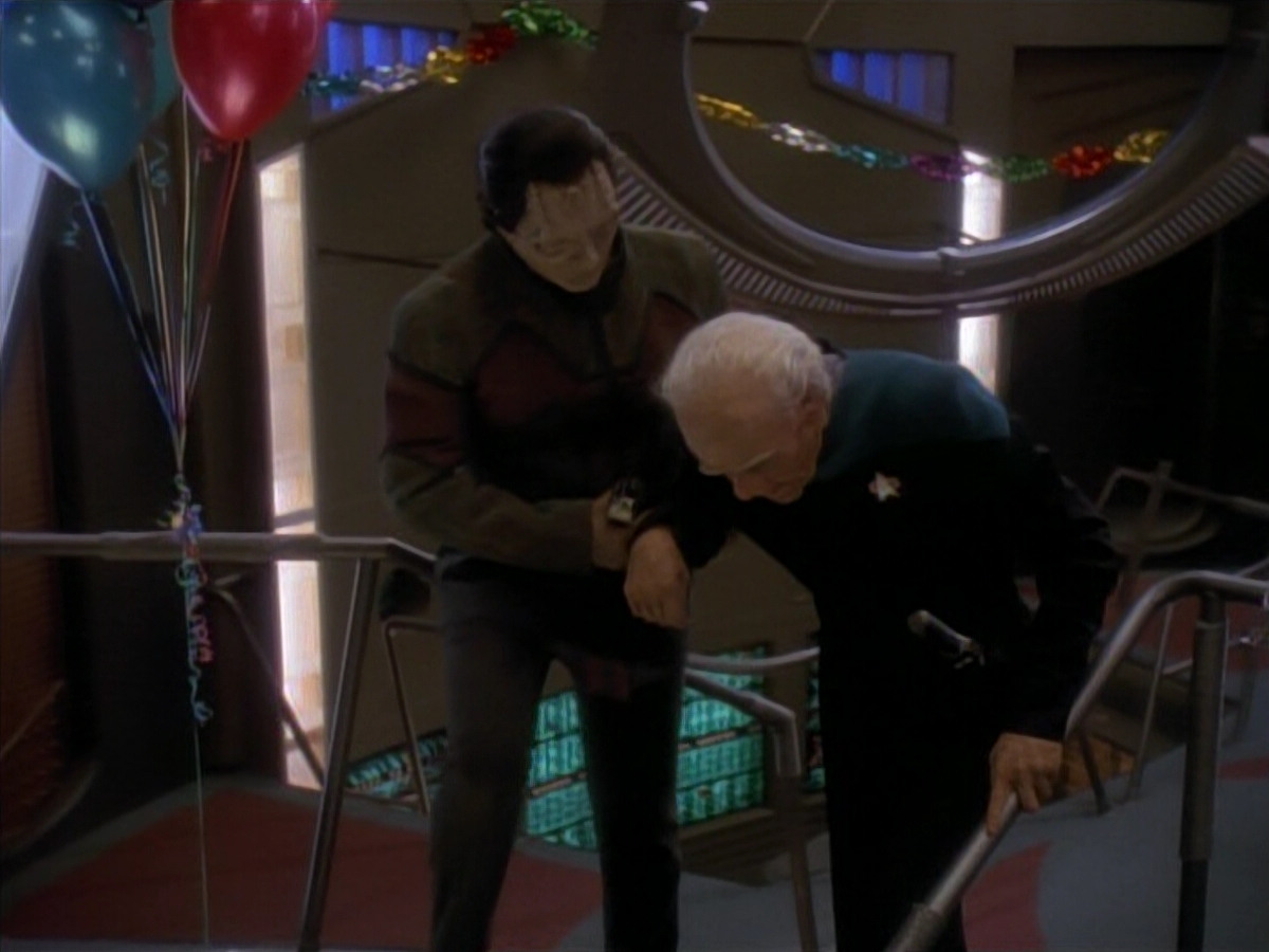 extant_StarTrek_DS9_3x18-DistantVoices_02916.jpg